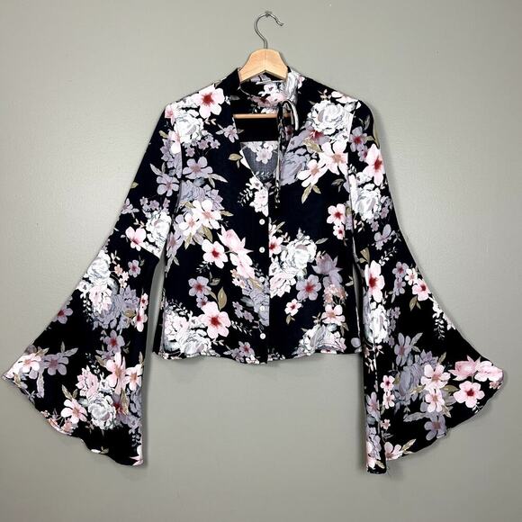 Some Days Lovin' Angel Sleeve Top Floral Button Down Blouse Boho Shirt size XS - Picture 1 of 7